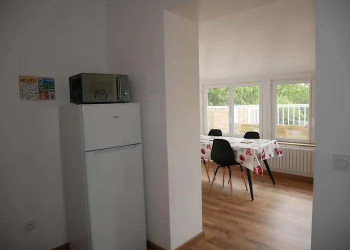 Lumineux Avec Terrasse *